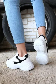 Bağcıklı Kadın Spor Ayakkabı Beyazsiyah