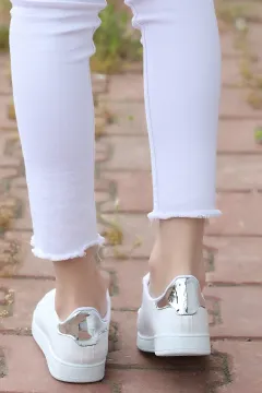 Bağcıklı Kadın Spor Ayakkabı Beyazgümüş