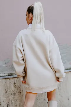 Kadın Oversize Bisklet Yaka Şardonlu Sweatshirt Bej