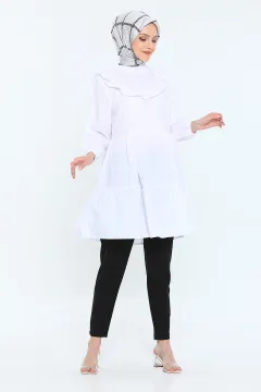 Kadın Modest Ön Arka Fırfırlı Eteği Katlı Salaş Tesettür Tunik Beyaz