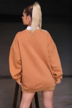 Kadın Oversize Bisklet Yaka Şardonlu Sweatshirt Camel