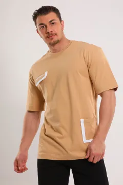 Erkek Bisiklet Yaka Ön Cep Detaylı Oversize T-shirt Açık Camel