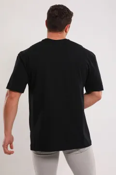 Erkek Bisiklet Yaka Ön Cep Detaylı Oversize T-shirt Siyah