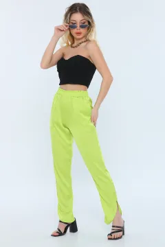 Kadın Ekstra Yüksek Bel Paça Yırtmaçlı Saten Pantolon Fıstık Yeşili