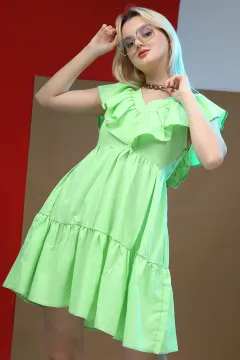 Kadın V Yaka Fırfır Detaylı Eteği Katlı Mini Elbise Fıstık Yeşili