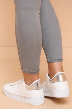 Yüksek Taban Bağcıklı Kadın Spor Ayakkabı Beyazgümüş