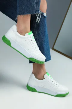 Kadın Bağcıklı Spor Ayakkabı Beyazyeşil