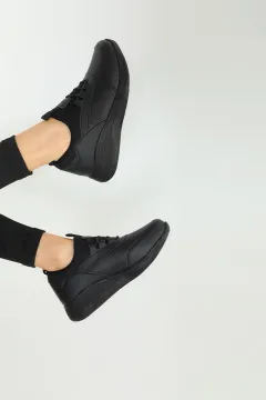 Kadın Dolgu Taban Lastik Bağcıklı Spor Ayakkabı Siyah