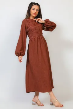 Kadın Ön Düğme Detaylı Güpürlü Elbise Kahve