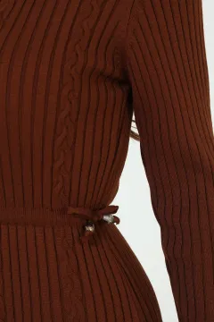 Kadın Polo Yaka Bel Bağlamalı Uzun Triko Elbise Kahve