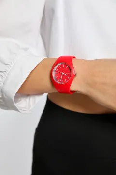 Kadın Silikon Kordonlu Casual Kol Saati Kırmızı