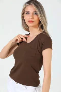 Kadın V Yaka Cepli Basıc Body T-shirt Kahve