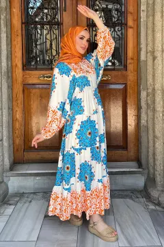 Kadın Yaka İpli Eteği Kat Kat Desenli Viskon Elbise Saksmavisi