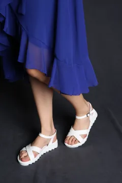 Kemerli Kadın Sandalet Beyaz