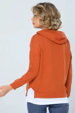 Kadın Kapüşonlu Basklı Eteği Parçalı Kumaş Sweatshirt Kiremit