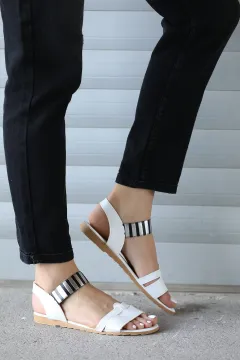 Lastikli Kadın Sandalet Beyaz