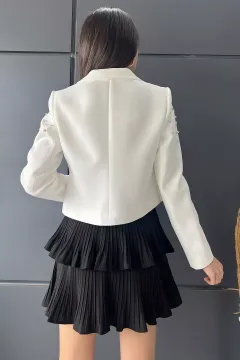 Ön Düğme Detaylı Taş İşlemeli Kadın Kısa Blazer Ceket Beyaz