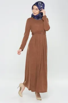Pileli Kuşaklı Elbise Camel