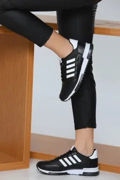 Kadın Bağcıklı Spor Ayakkabı Siyahbeyaz