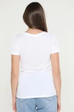 Yakası Çapraz Şeritli Basıc T-shirt Beyaz