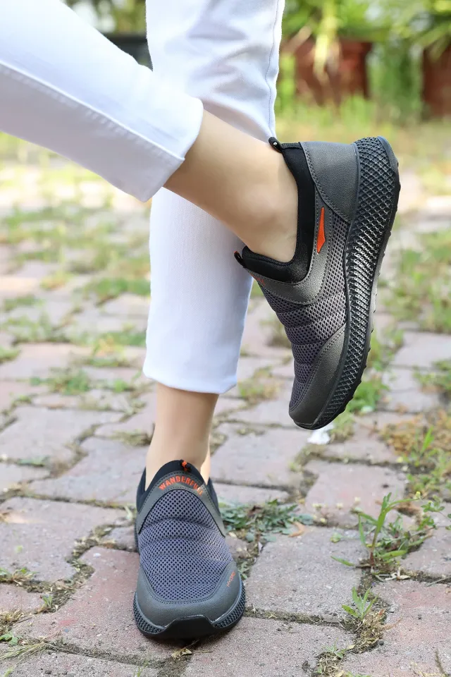 Anoraklı Kadın Spor Ayakkabı Füme