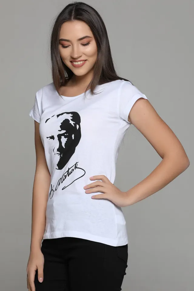 Atatürk Baskılı Tshirt Beyaz