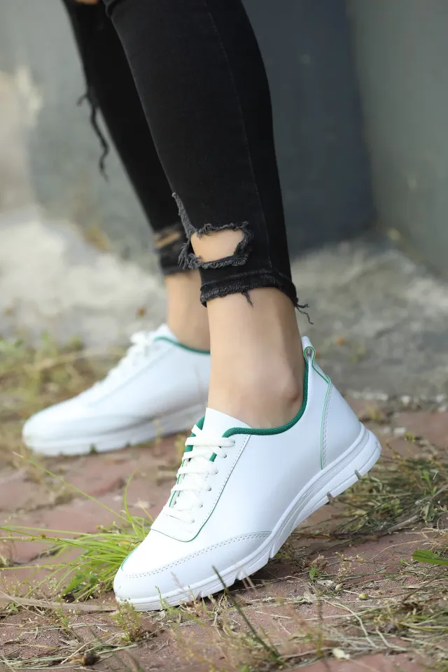 Bağcıklı Kadın Spor Ayakkabı Beyazyeşil