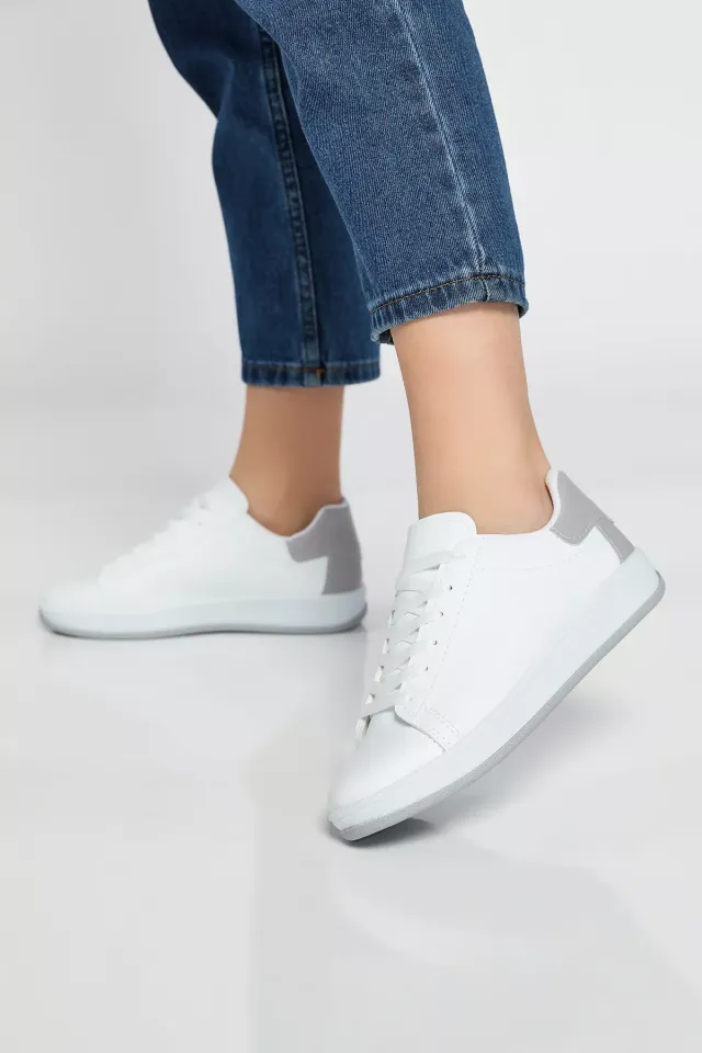 Bağcıklı Renk Detaylı Kadın Spor Ayakkabı Beyazgri