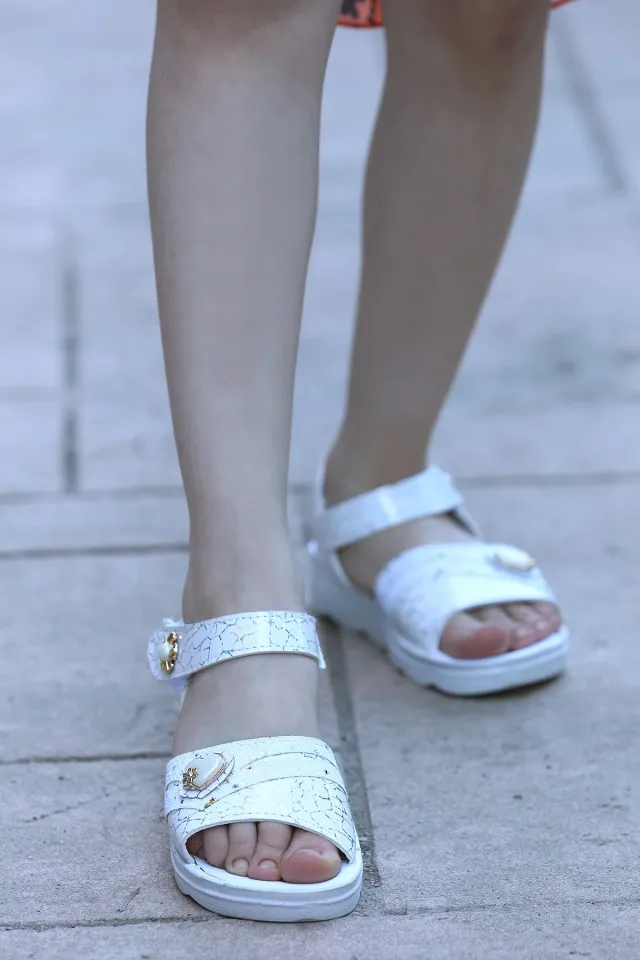 Kız Çocuk Rahat Taban Cırtlı Simli Sandalet Beyaz