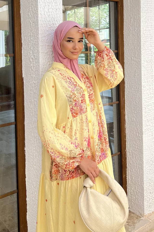 Bilek Lastikli Ön Düğme Detaylı Desenli Yazlık Tesettür Elbise - 2