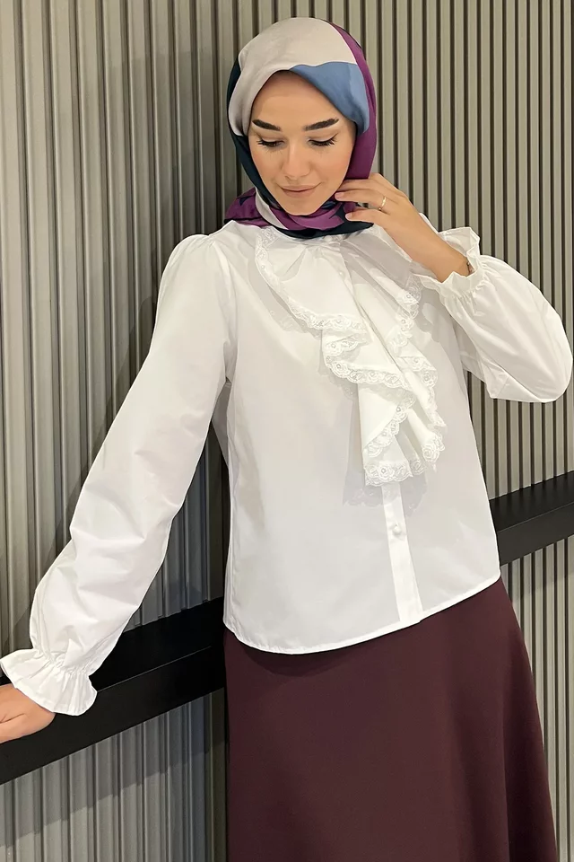 Fırfır Yaka Dantel İşlemeli Tesettür Gömlek - 2
