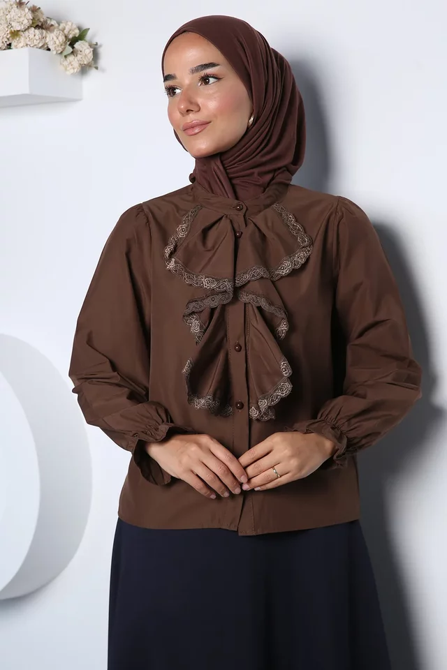 Fırfır Yaka Dantel İşlemeli Tesettür Gömlek - 2