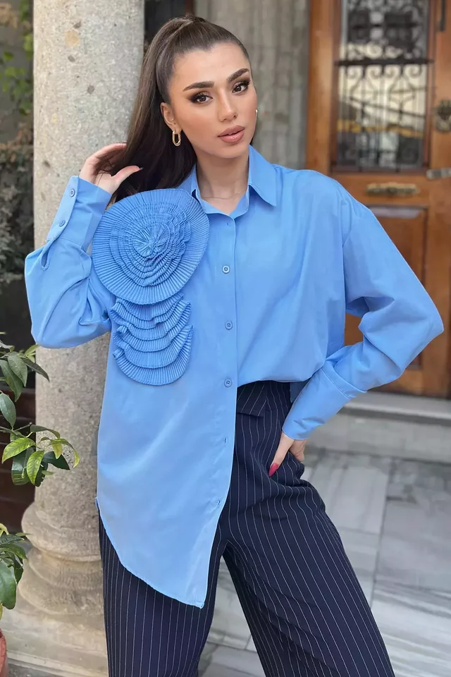 Gül Detaylı Tarz Kadın Gömlek - 2