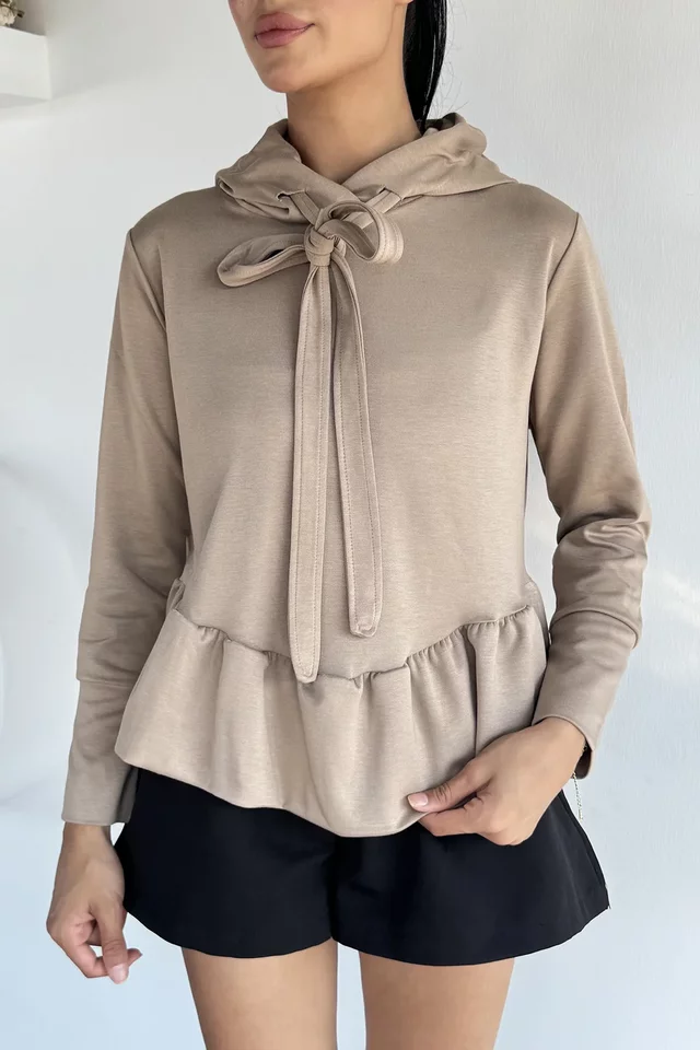 Gülseli Kadın Eteği Fırfırlı Kapüşonlu Sweatshirt