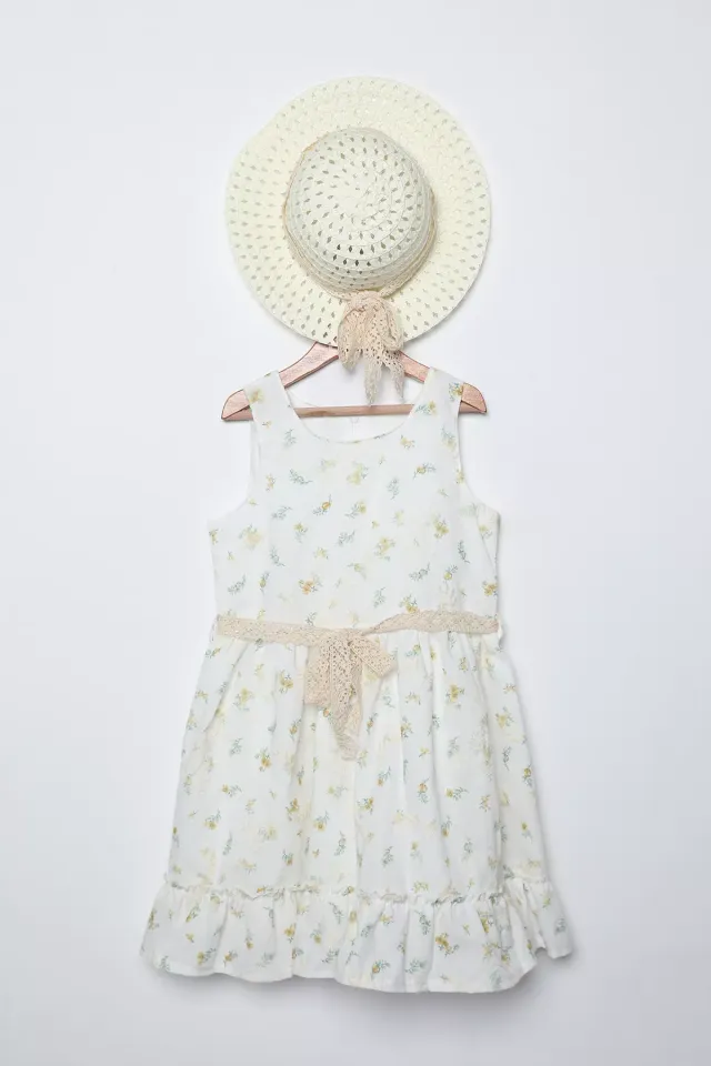 Hasır Kuşak Ve Şapkalı Çiçek Desenli Kız Çocuk Fırfırlı Elbise Kremsarı