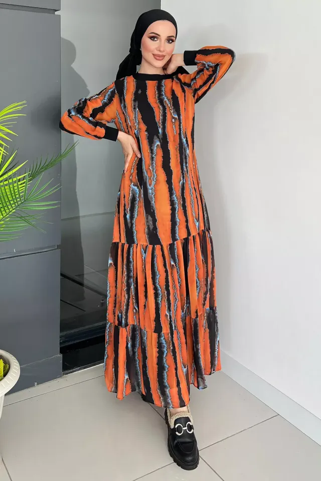 İç Astarlı Desenli Ve Pileli Tesettür Şifon Elbise Orange