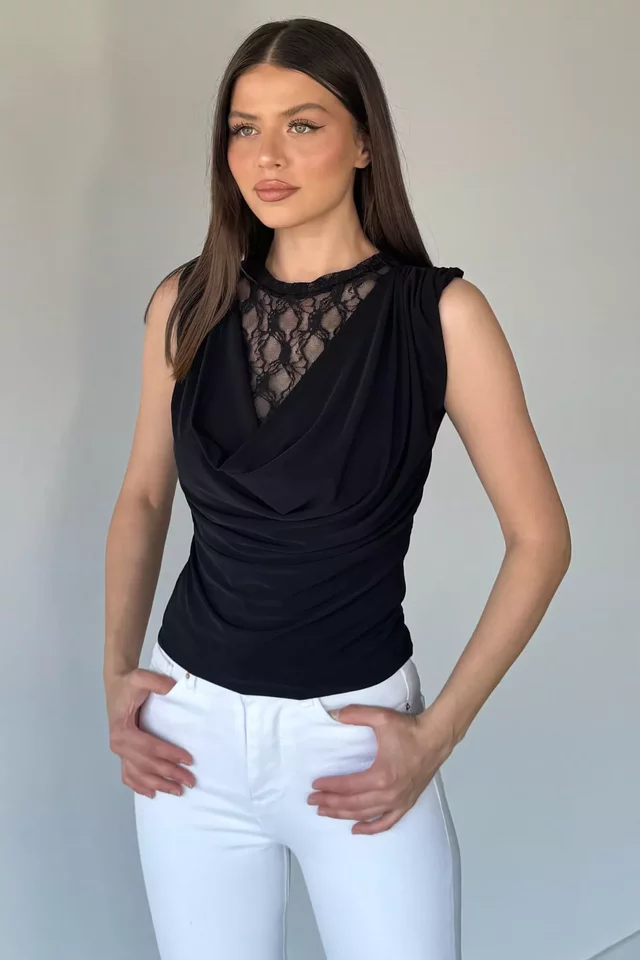 Siyah