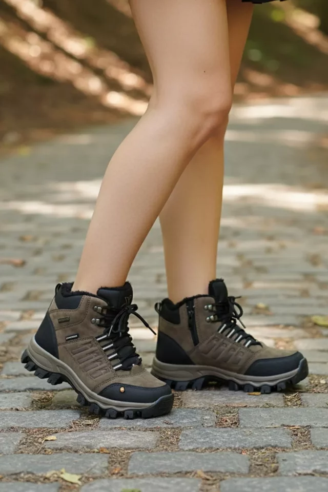 Kadın İçi Peluş Trekking Bot - 1