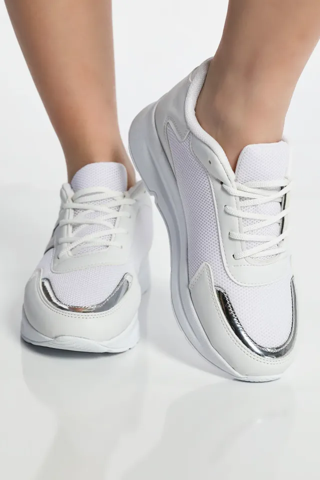 Kadın Anaroklu Bağcıklı Spor Ayakkabı Beyaz