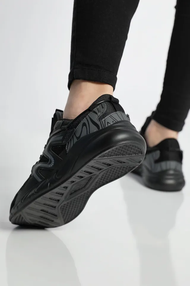 Kadın Bağcıklı Anaroklu Spor Ayakkabı Siyah