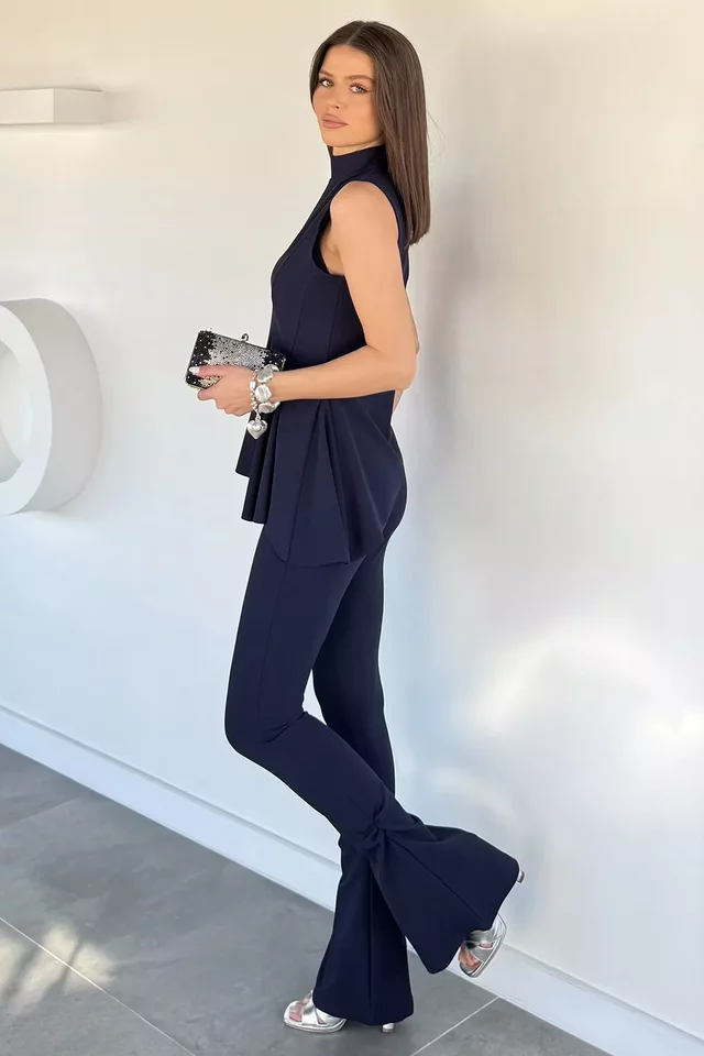 Lacivert