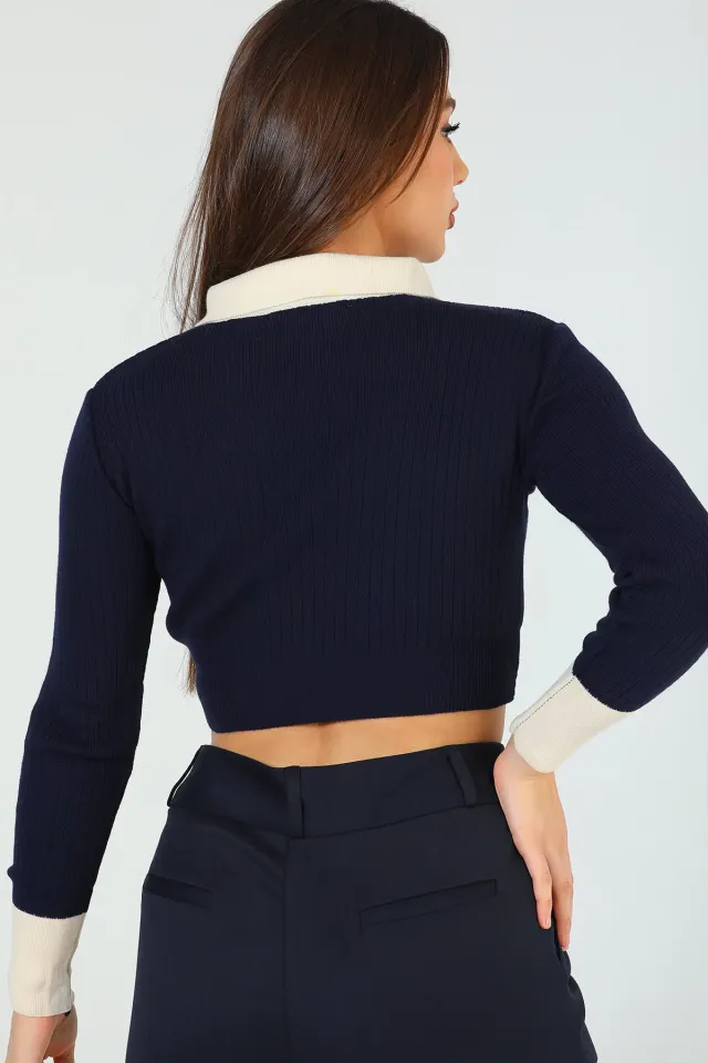 Kadın Düğme Detaylı Crop Triko Bluz Lacivert