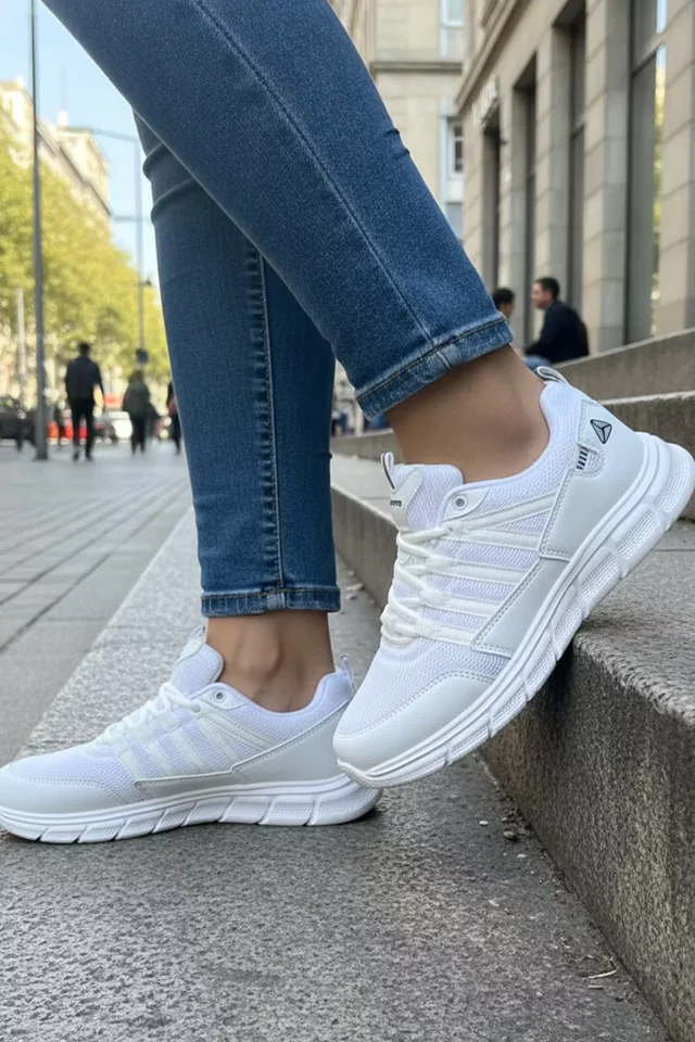 Kadın Fileli Bağcıklı Spor Ayakkabı