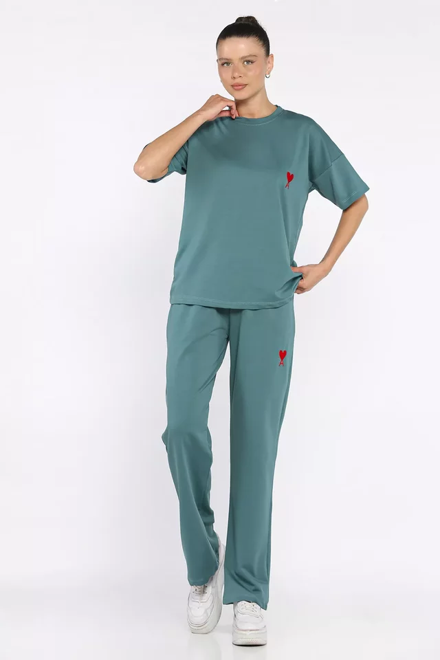 Kadın Kalp Nakışlı Bisiklet Yaka Tişört Pantolon İkili Takım - 2