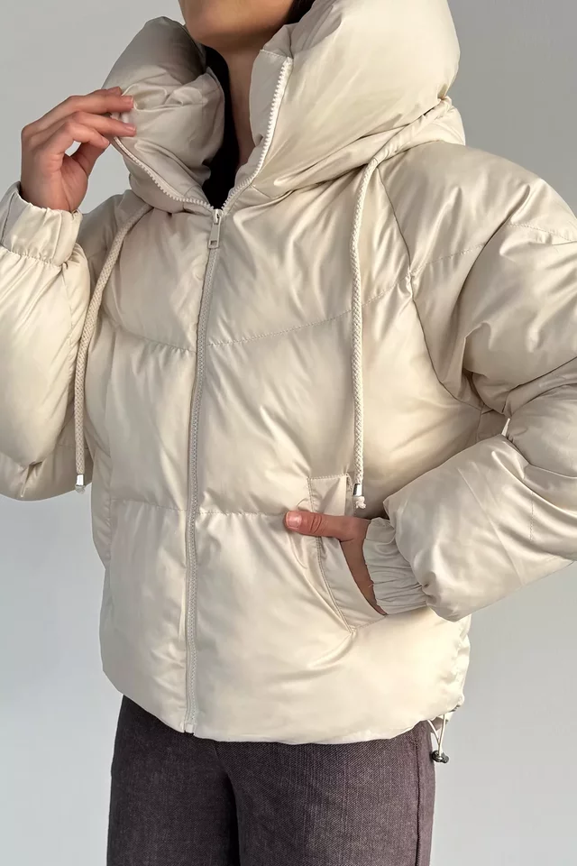 Kadın Kapüşonlu İç Astarlı Bilek Ve Bel Lastikli Şişme Mont - 1