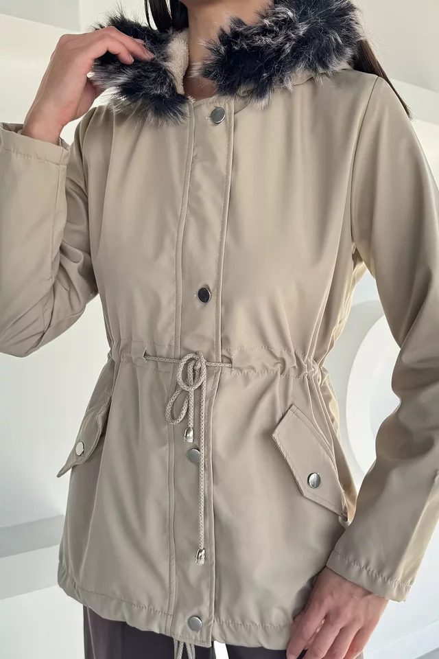 Kadın Kapüşonlu İçi Peluş Mont - 1