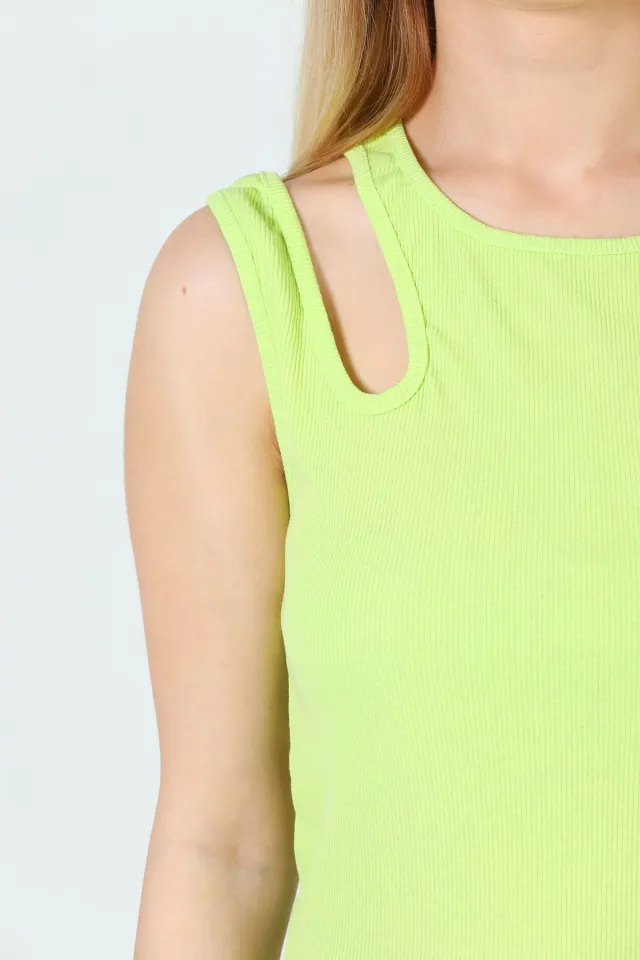 Kadın Likralı Askılı Çift Omuz Detaylı Kaşkorse Crop Body Bluz Fıstık Yeşili