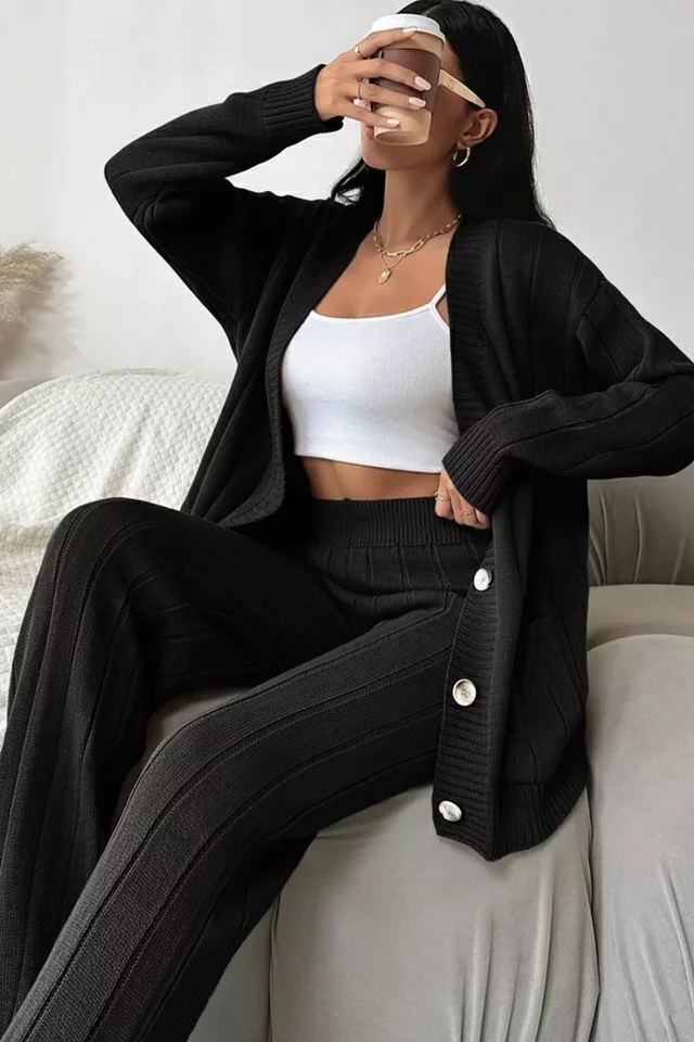 Siyah