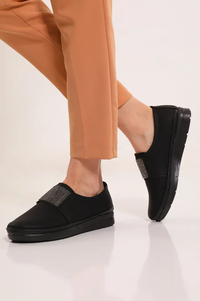 Kadın Ön Lastikli Taşlı Günlük Ayakkabı Siyah