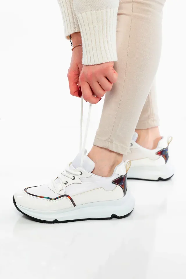 Kadın Ön Rugan Bağçıklı Spor Ayakkabı Beyaz